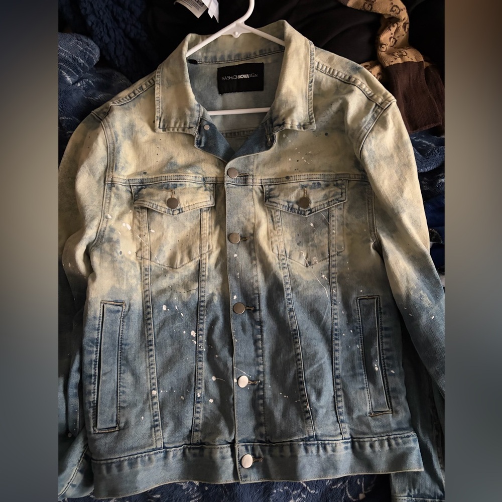 Fashion Nova Men's Distressed Blue and Tan Denim Jacket